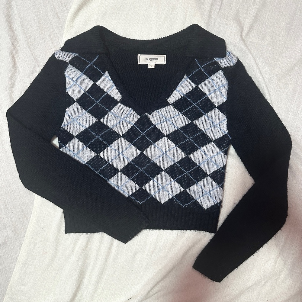 Juniors Black and White Argyle Sweater